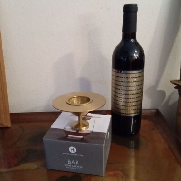 Hotel Collection Bar Wine Aerator - Picture 1 of 4